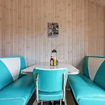 度假居 10 Person In