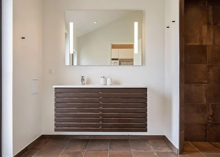 10 Person In * Sæby